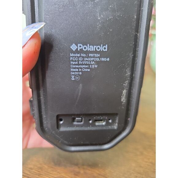 Polaroud model# PBT524 Wireless Portable Bluetooth Speaker Black - Picture 5 of 16